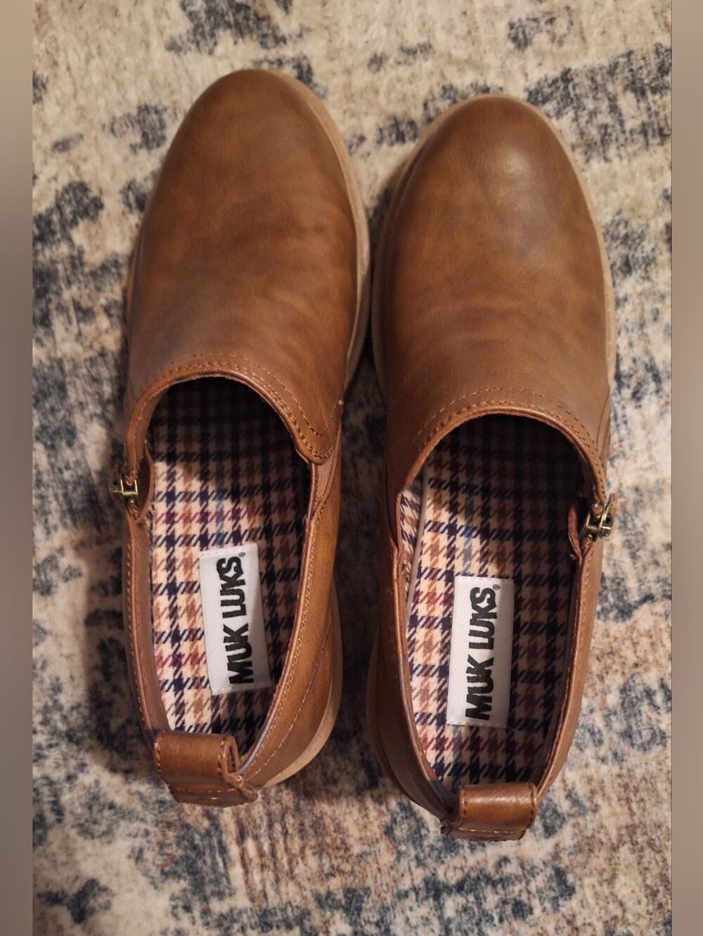 Muk Luks Brown Side Zip Ankle Booties. Gently Used Condition. Sz 10.